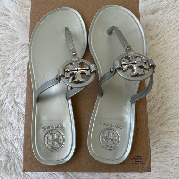 Tory Burch Mini Miller Metallic Silver Jelly Thong Sandals Size: 5 - Picture 2 of 7